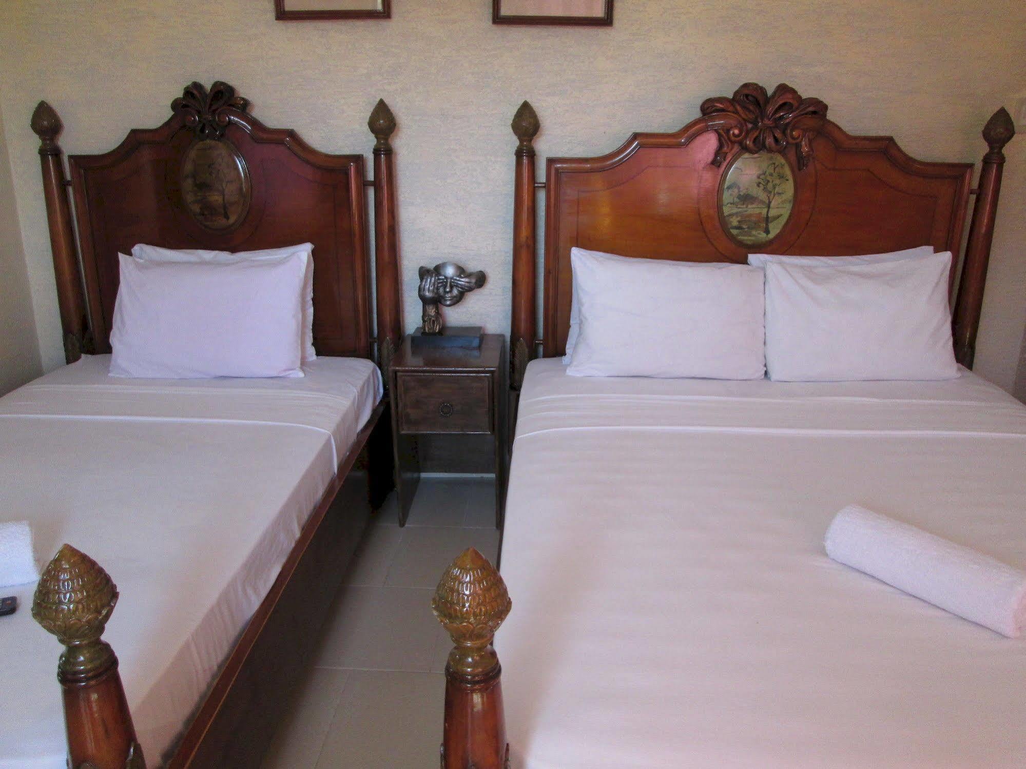 Amigos Beach Resort Balabag Kültér fotó