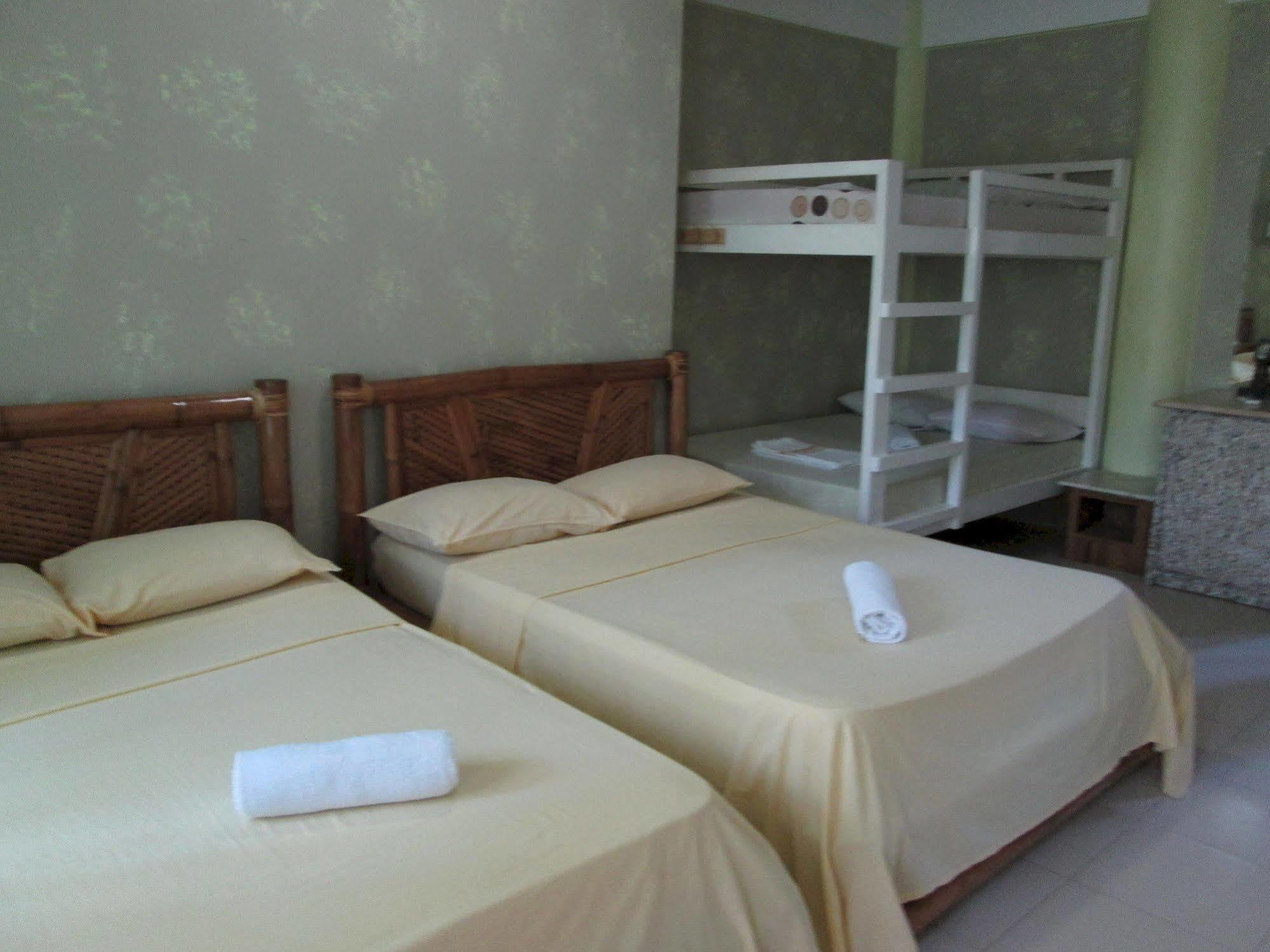 Amigos Beach Resort Balabag Kültér fotó